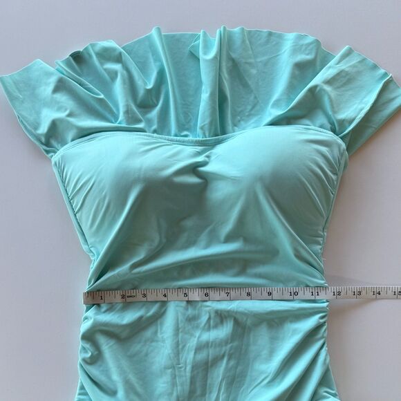 NWT La Blanca Island Goddess Ruffled Bandeau One Piece Swimsuit in Seafoam Sz 8 - Picture 13 of 14
